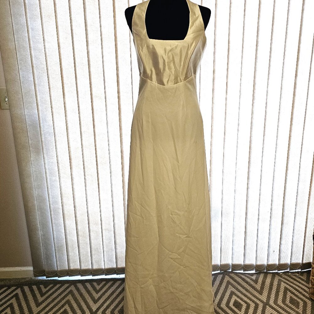 Franco Ciambella Couture Italy Beige Halter Wedding‎ Dress 10